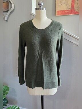 GAP Sweater Green Size Medium